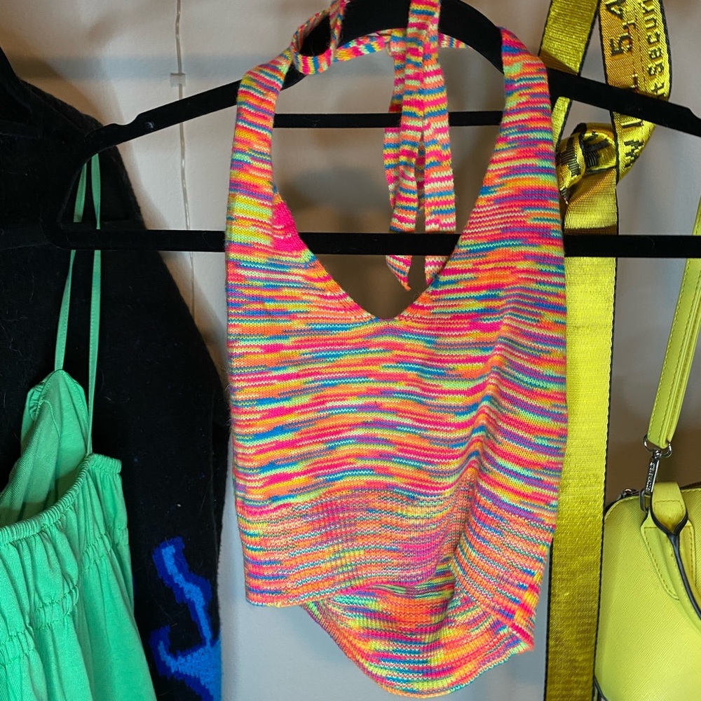 halter top
